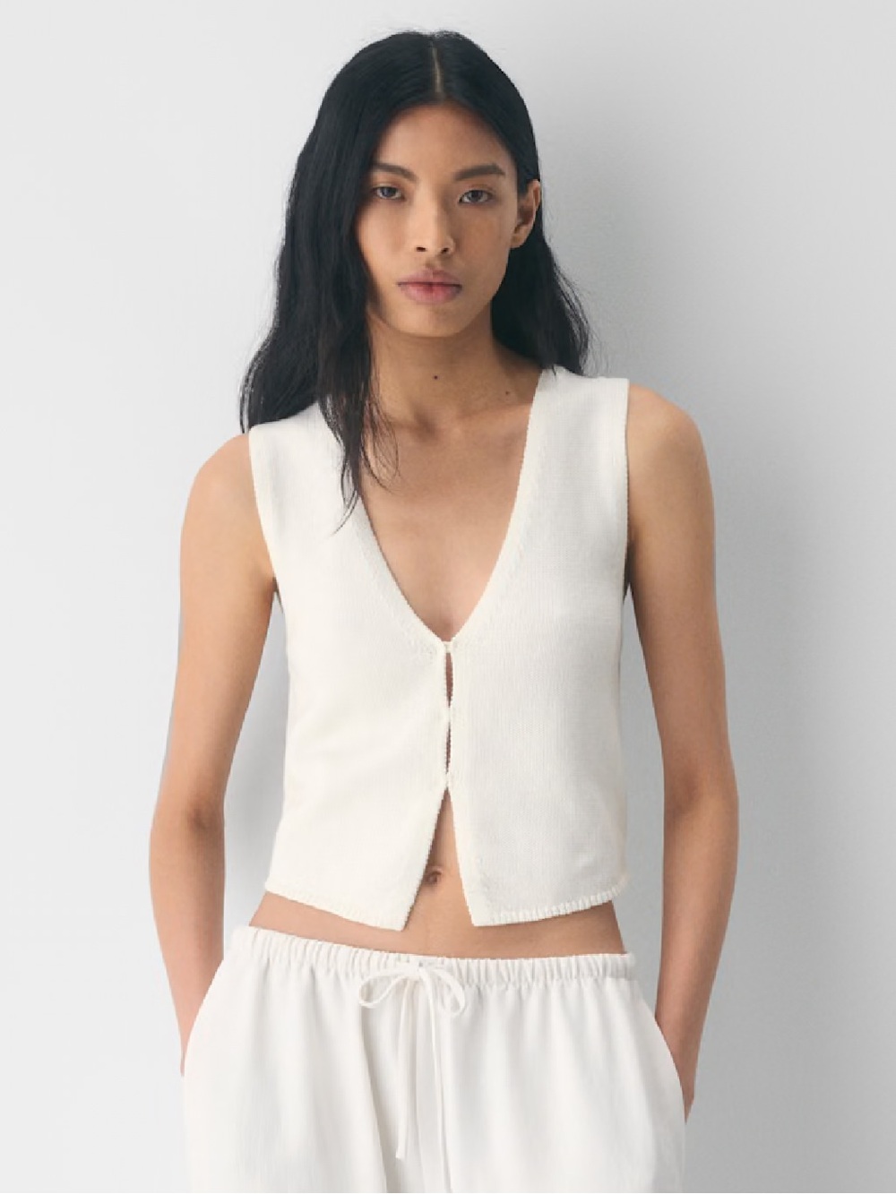 Aritzia Wilfred Basque Sweater Vest